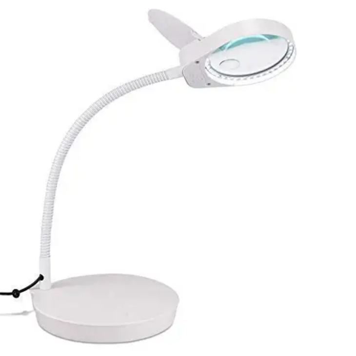 Zväčšovacia lampa so stojanom